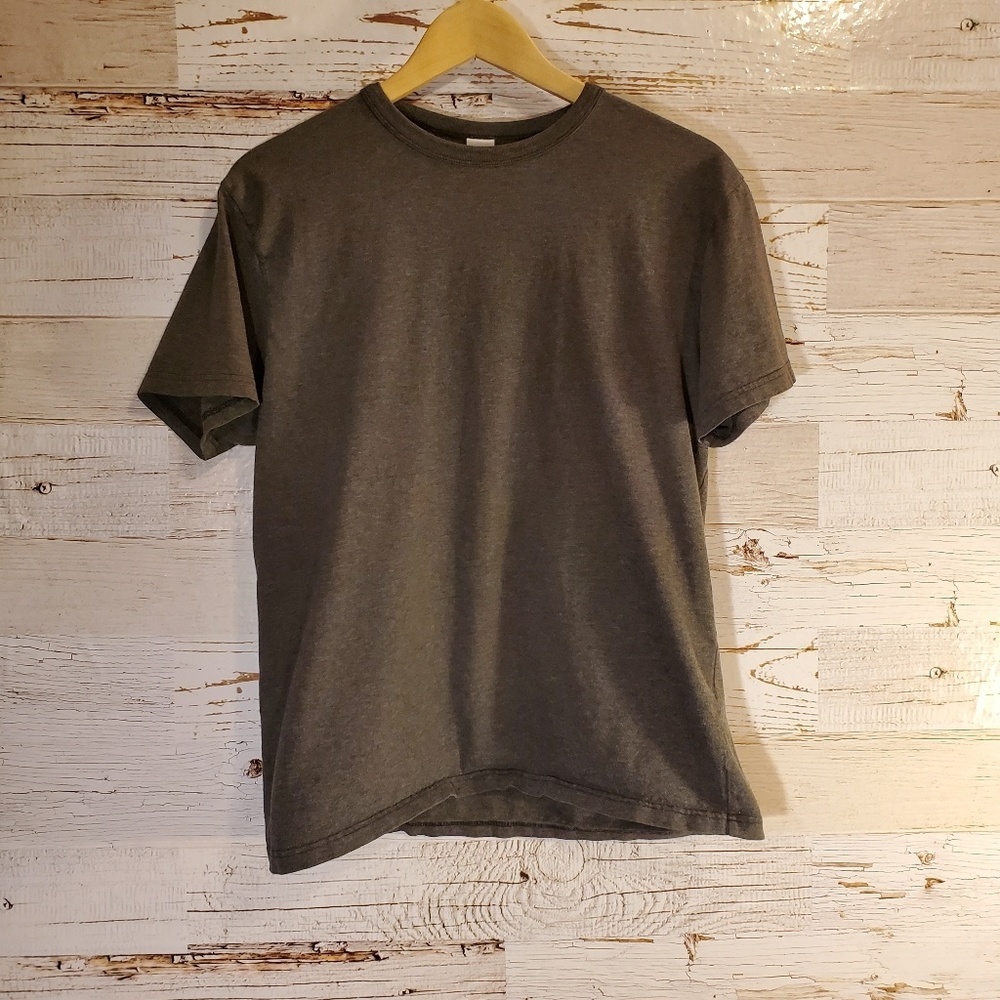 GAP plain gray short sleeve tee